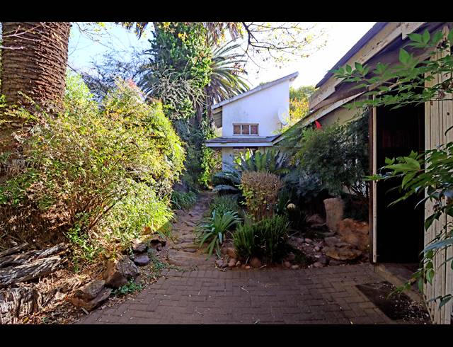 4 BEDROOM HOUSE FOR SALE IN ORCHARDS